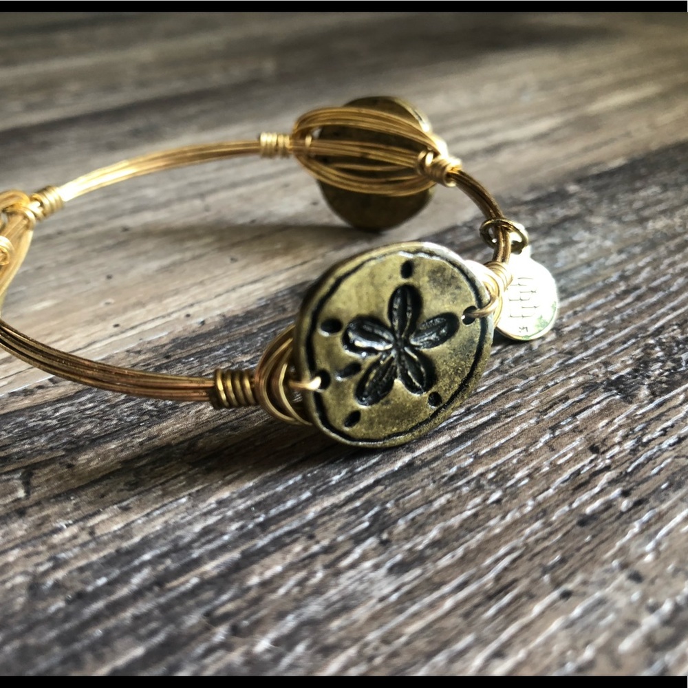 Bourbon & Boweties Bangle